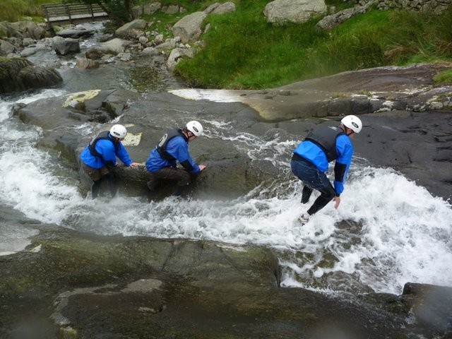 Haciendo su camino río arriba